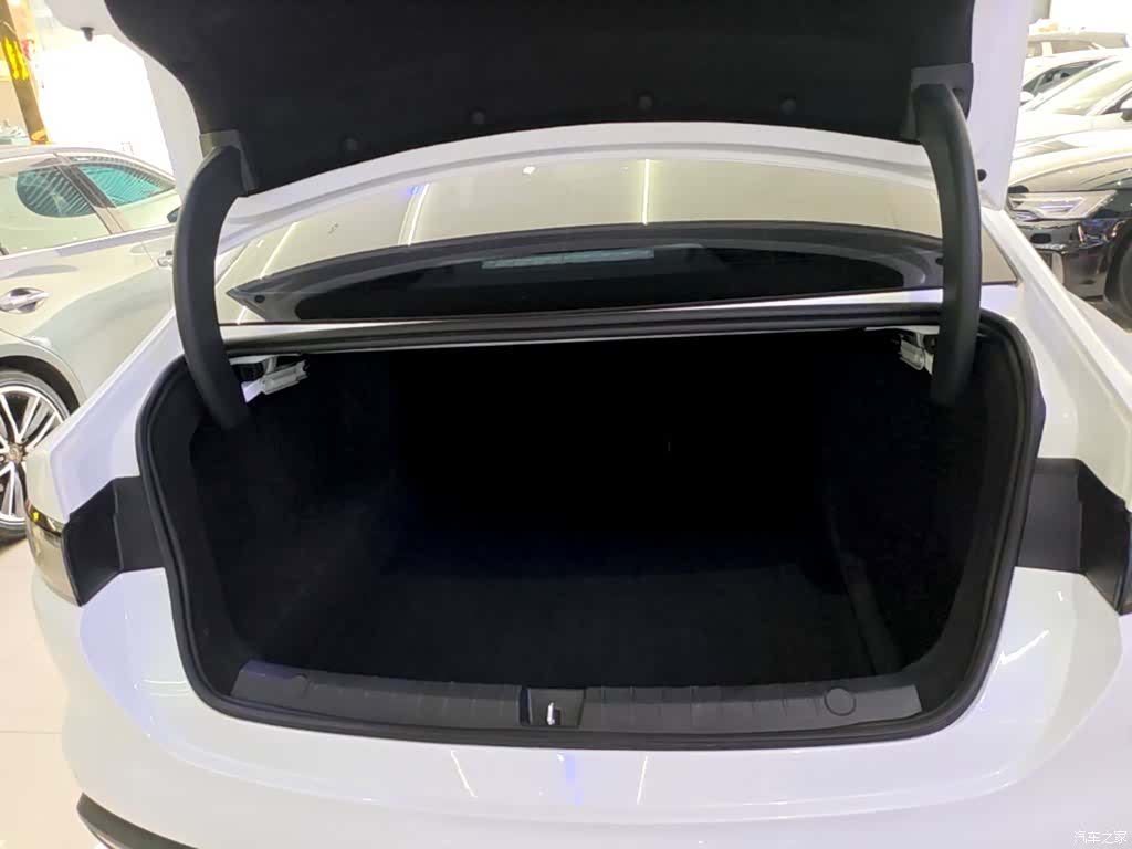BYD Seal, 2025 19