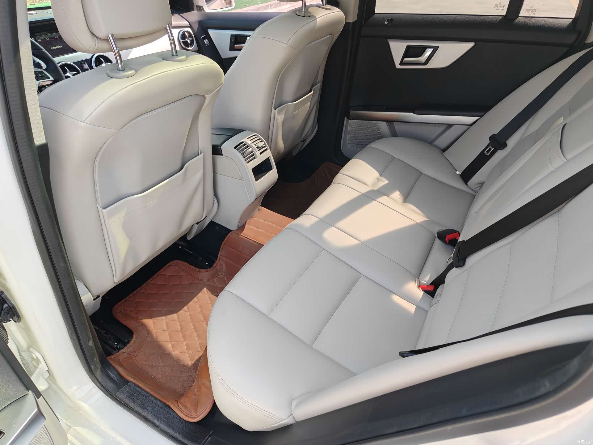 Mercedes-Benz GLK-Class, 2016 26