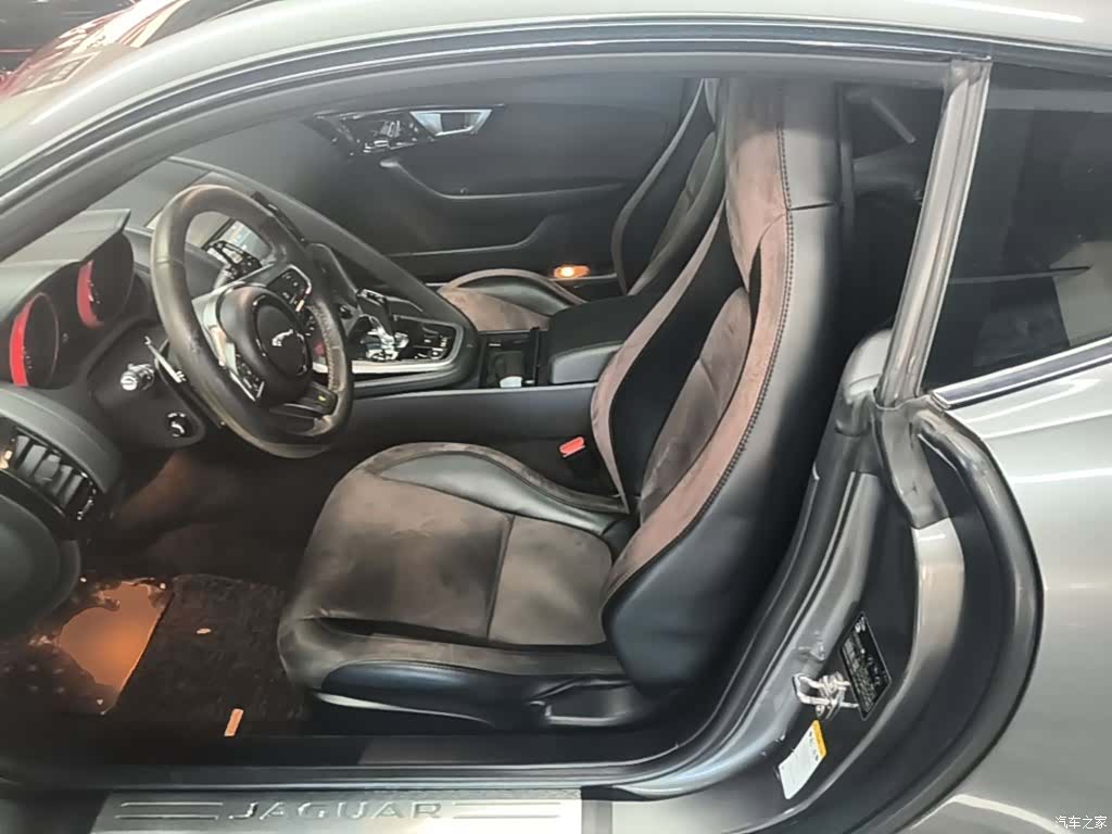 Jaguar F-TYPE, 2017 17