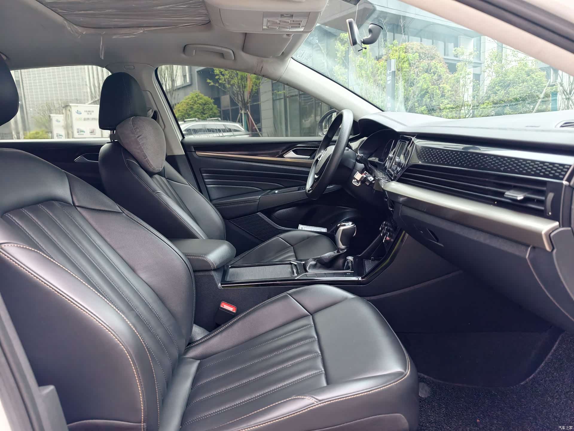 Volkswagen Passat, 2020 13
