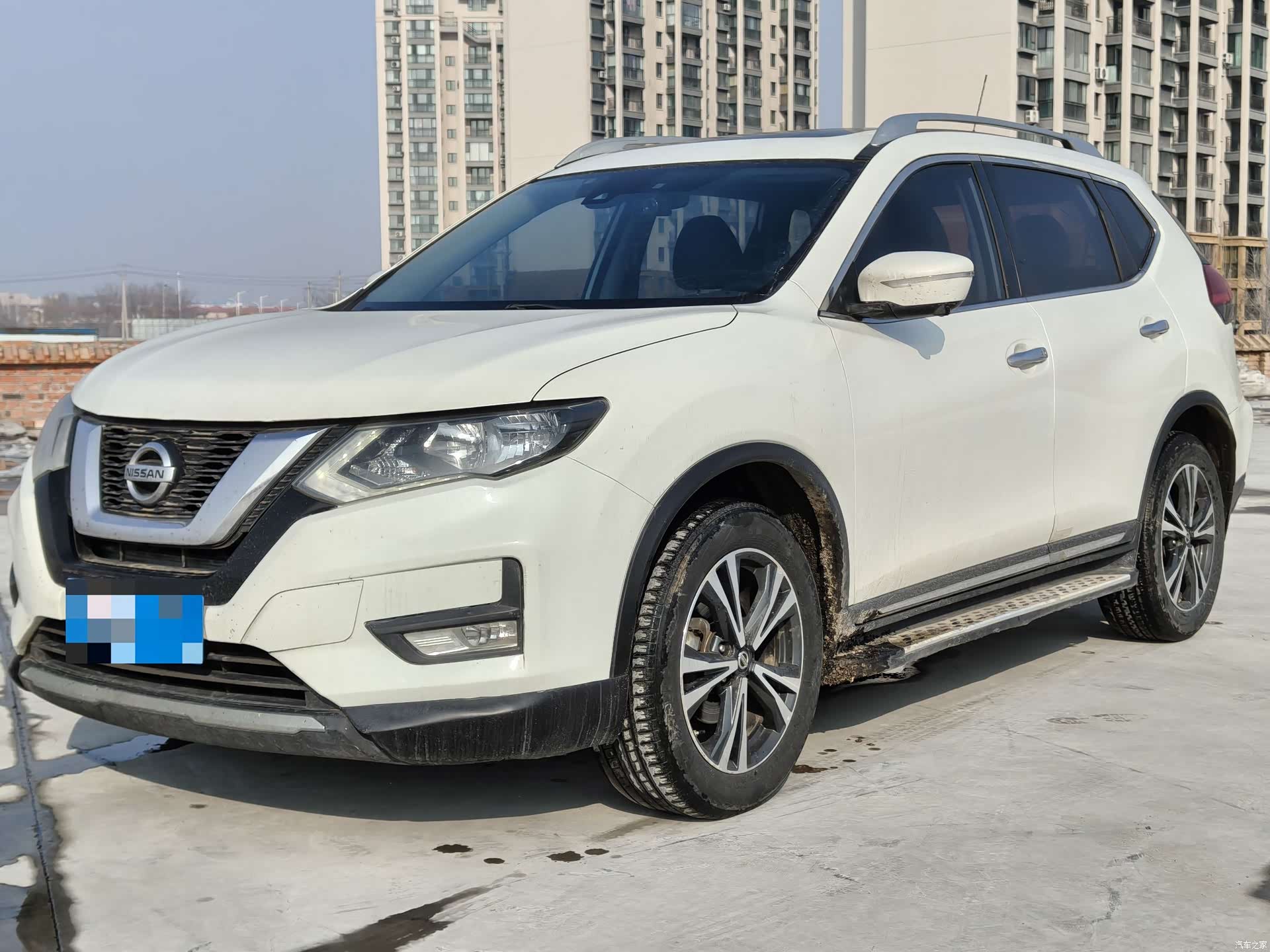 Nissan X-Trail, 2017 1