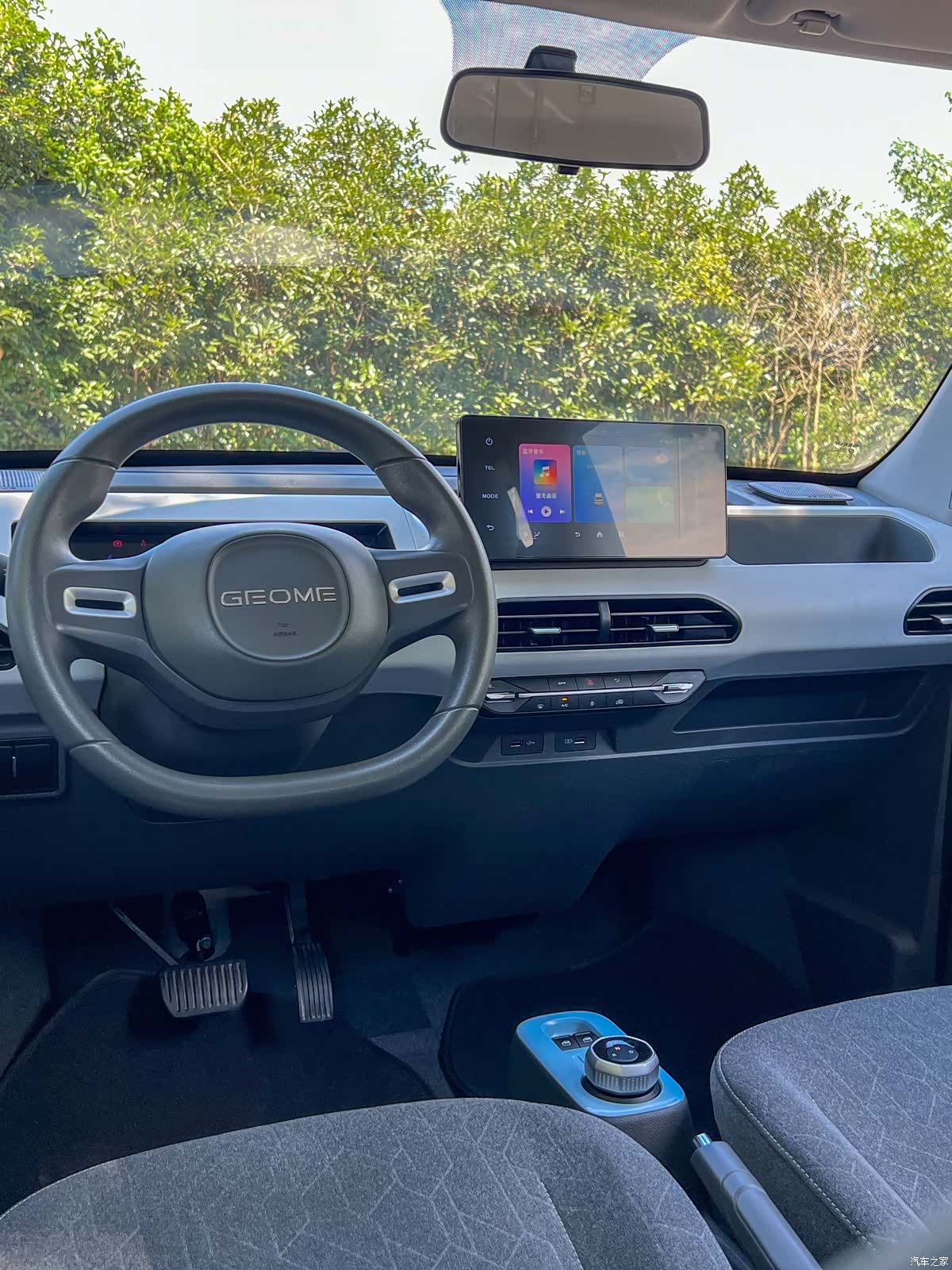 Geely Panda, 2023 12