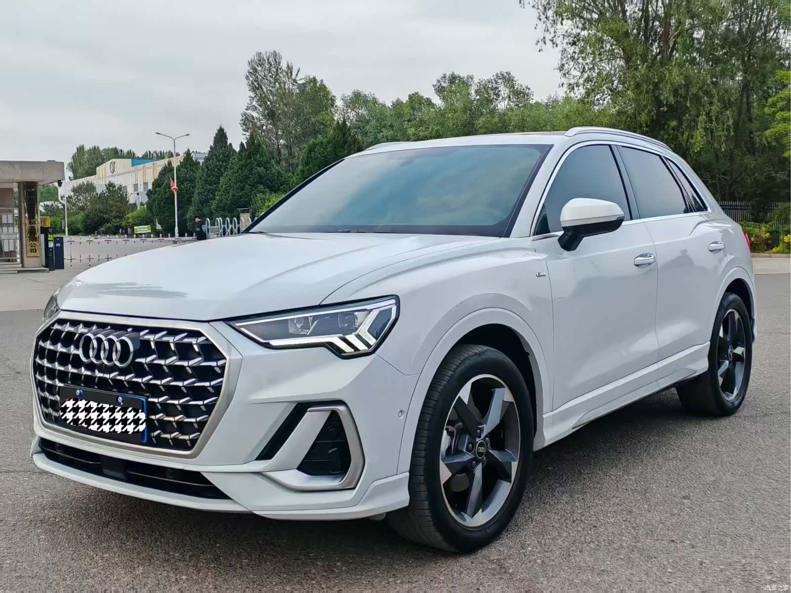 Audi Q3, 2024 1