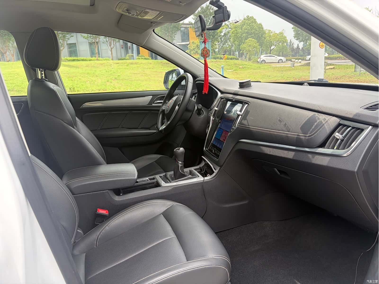 Roewe RX5, 2019 7