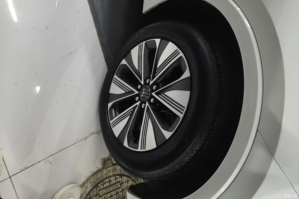 Buick E5, 2025 6