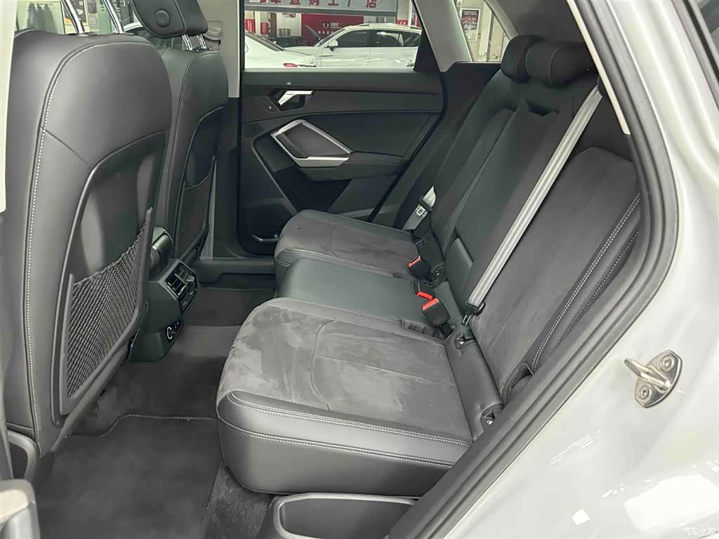 Audi Q3, 2022 14