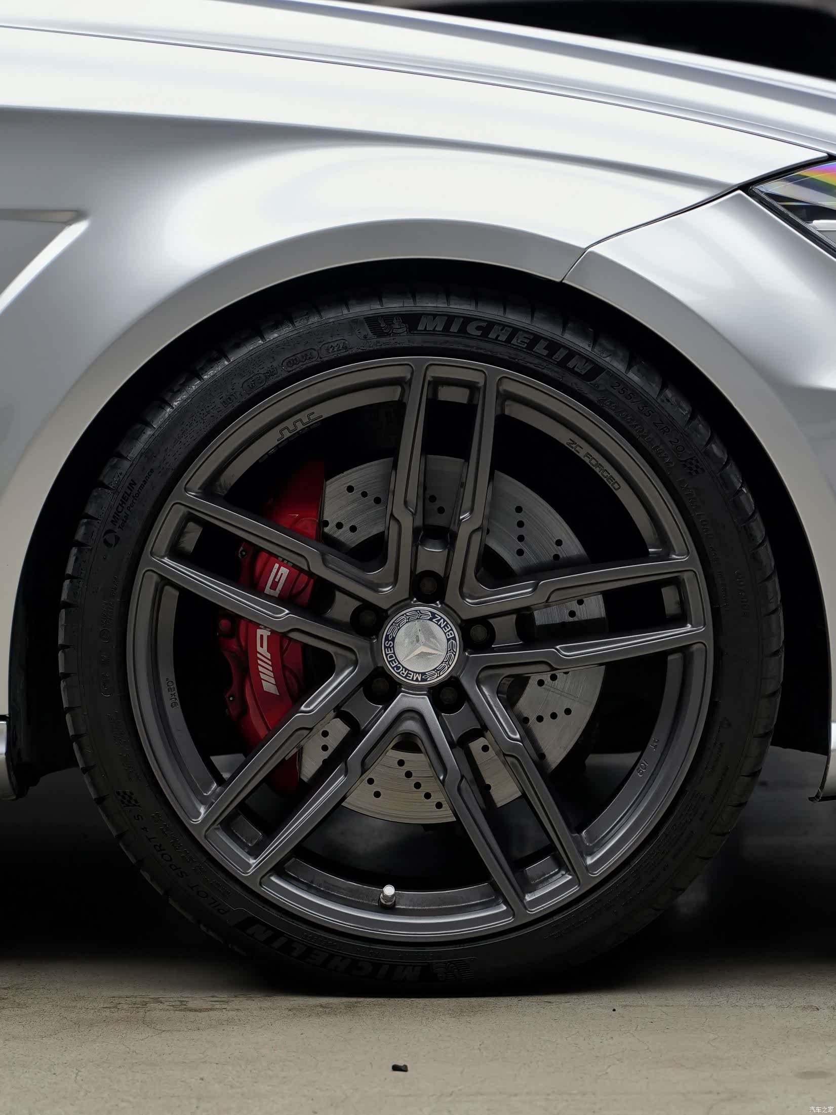 Mercedes-Benz CLS, 2015 6