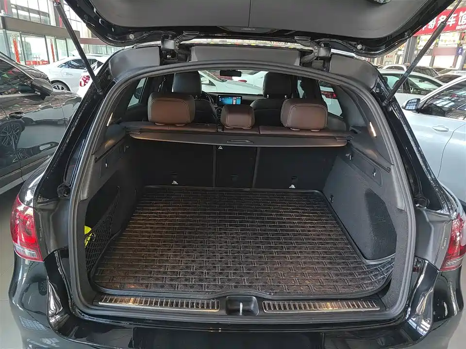 Mercedes-Benz GLC Mercedes-Benz GLC
