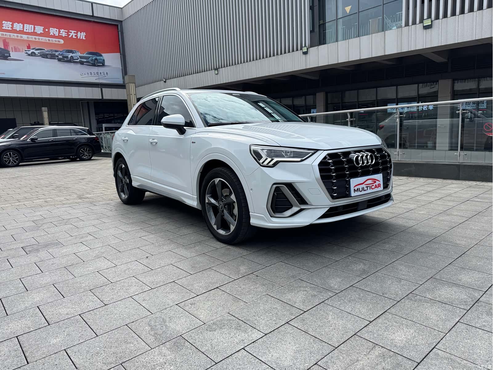 Audi Q3, 2022 3