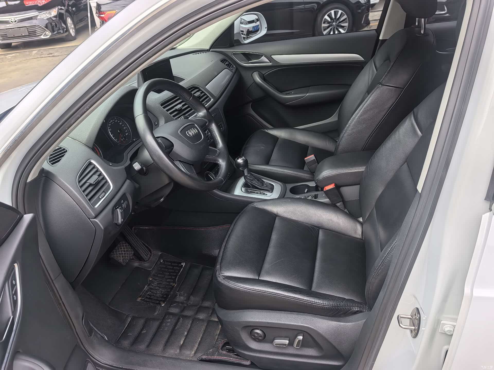 Audi Q3, 2016 все фото