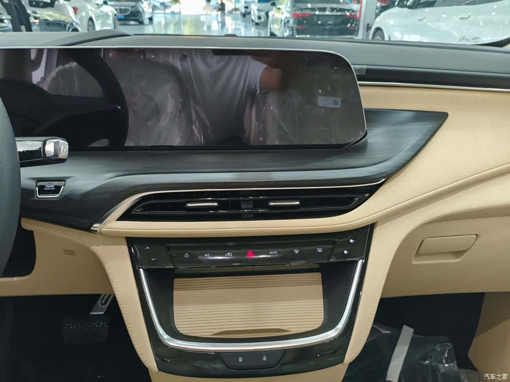 Buick GL8, 2026 10