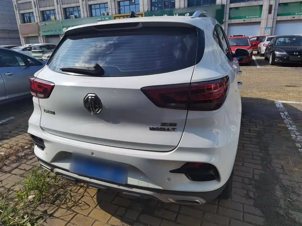 MG ZS