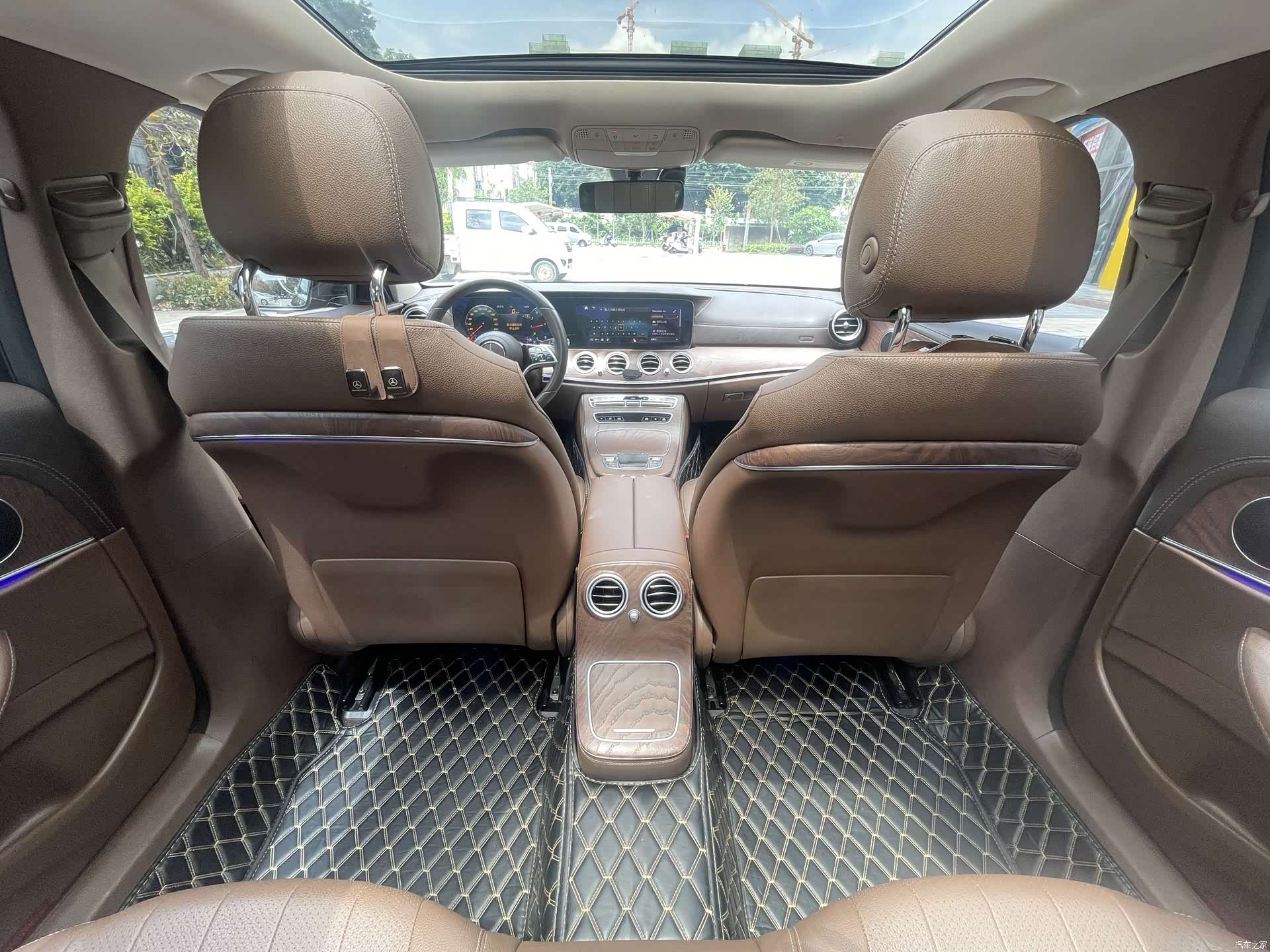 Mercedes-Benz E-Class, 2021 16