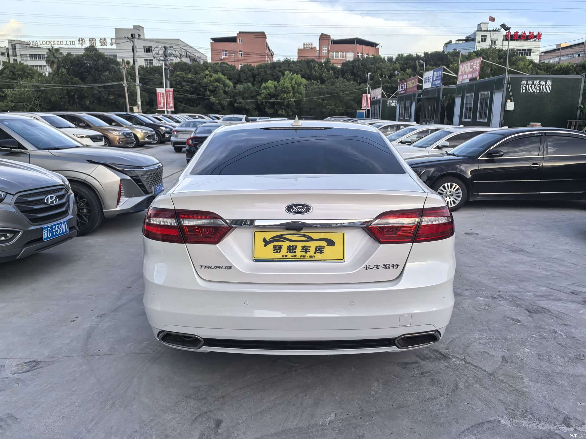 Ford Taurus, 2017 6