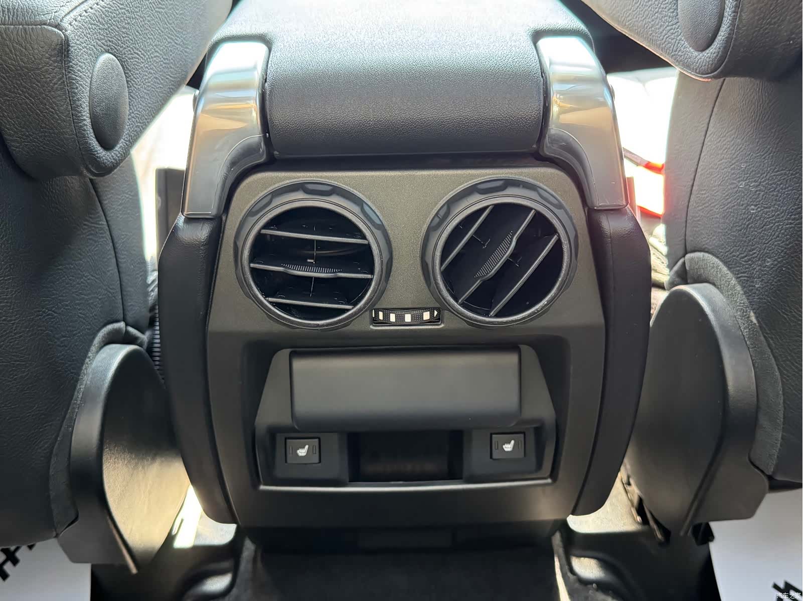 Land Rover Discovery, 2016 13