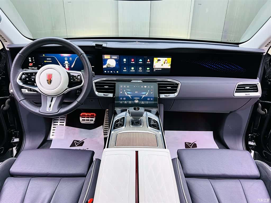 Hongqi E-HS9, 2023 9