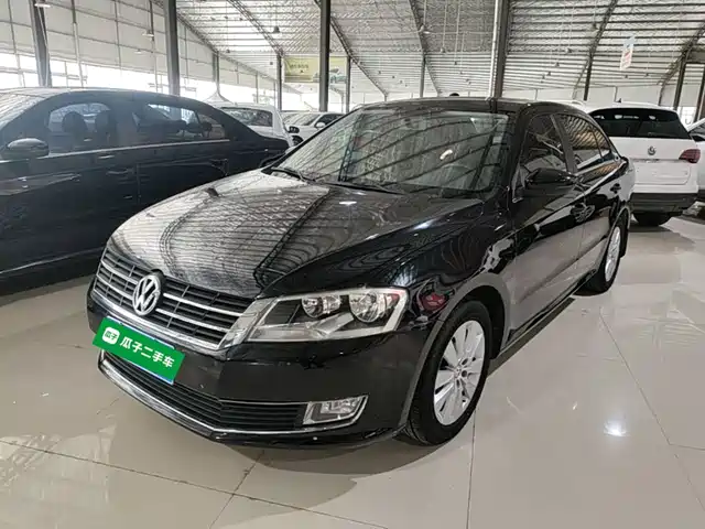 Volkswagen Lavida 2015 — купить из Китая под заказ