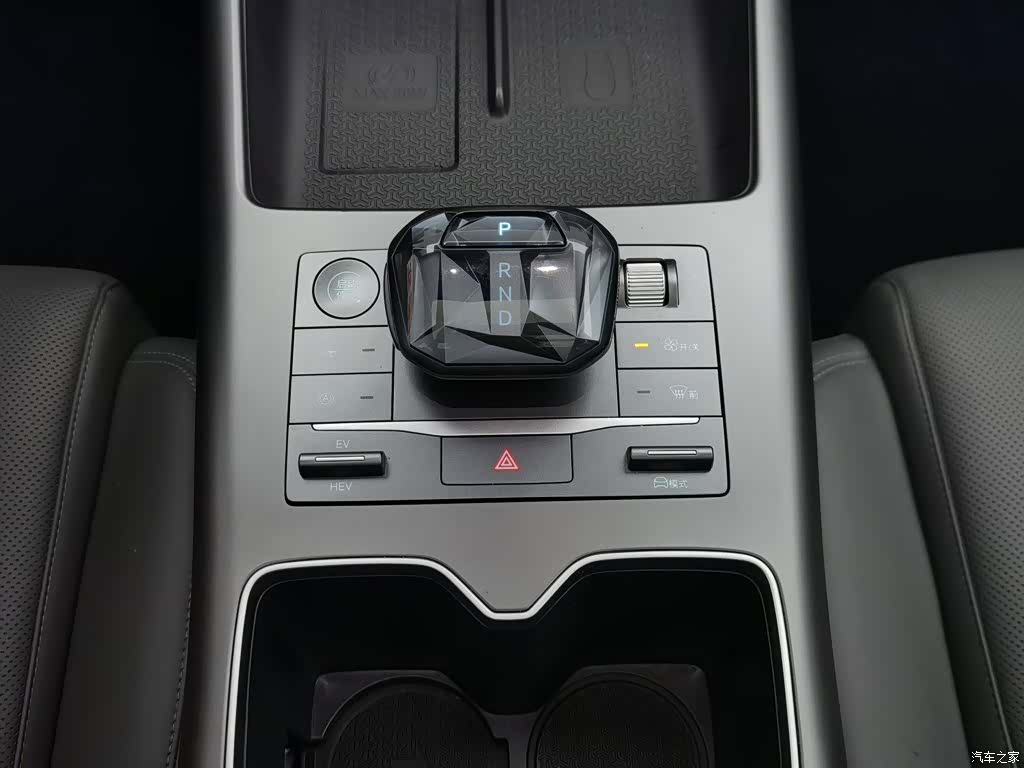 BYD Song, 2025 13