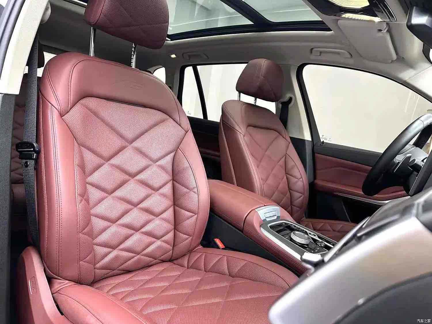 BMW X5, 2025 11