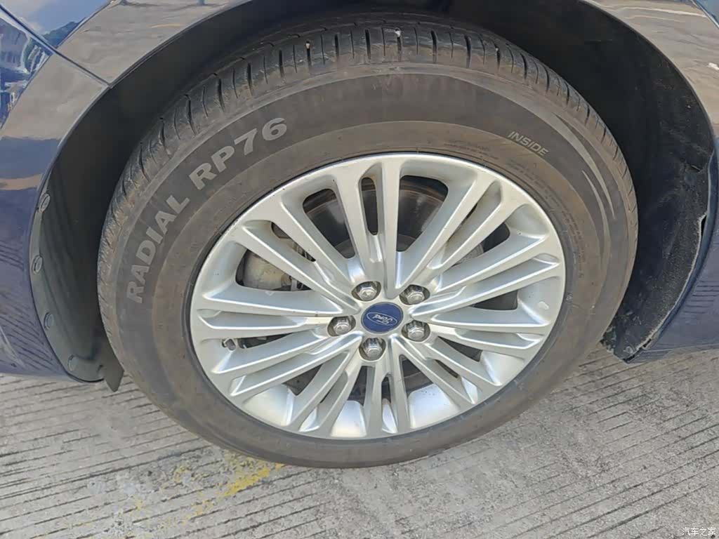 Ford Taurus, 2016 23