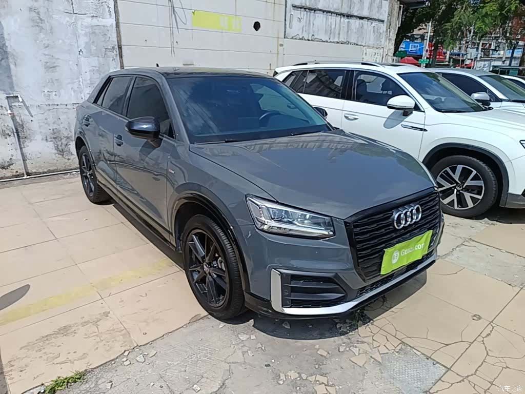 Audi Q2L, 2021 4