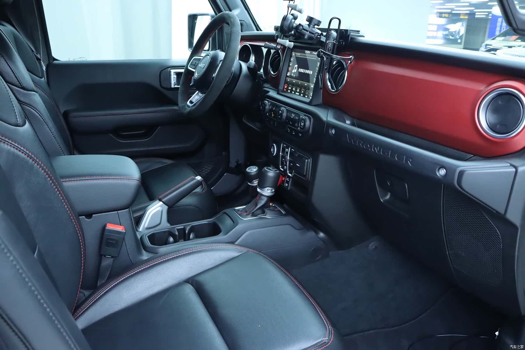 Jeep Wrangler, 2023 8