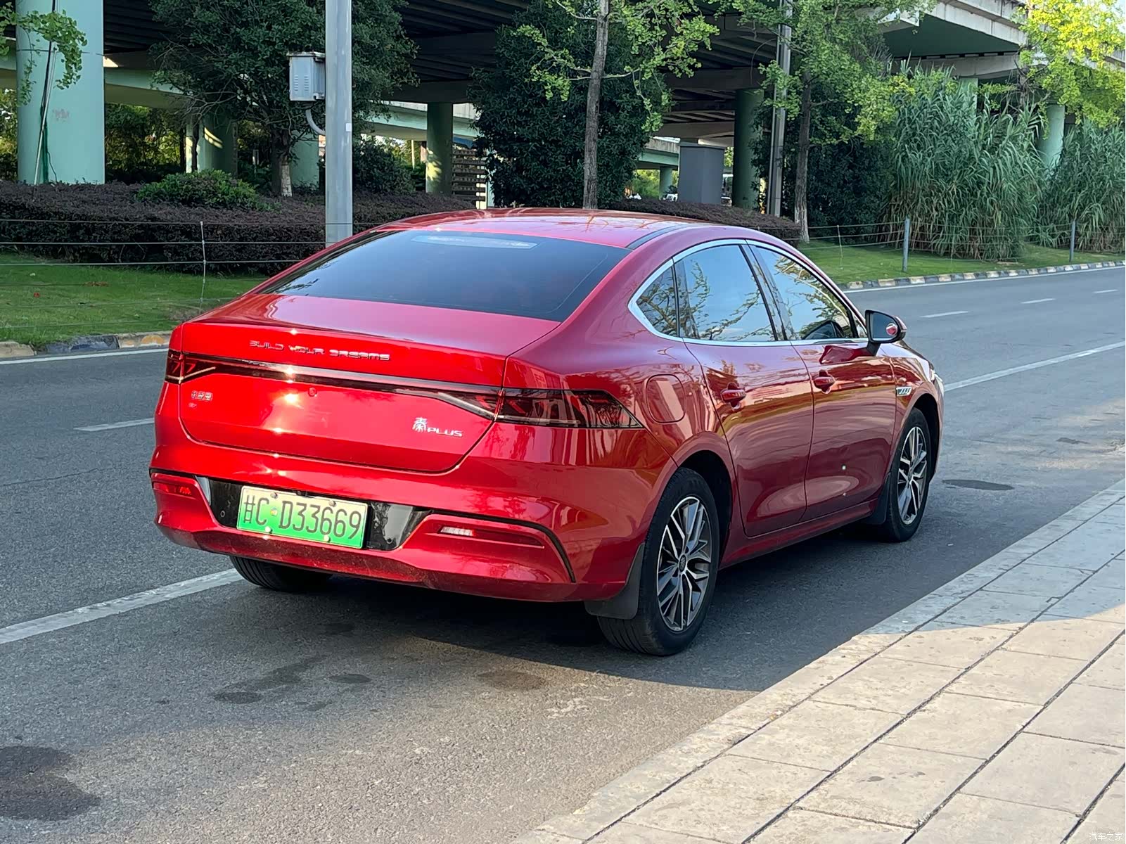 BYD Qin, 2022 16