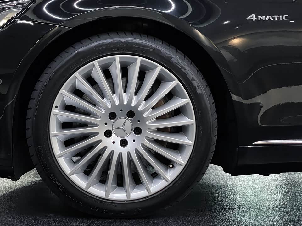 Mercedes-Benz Maybach S-class