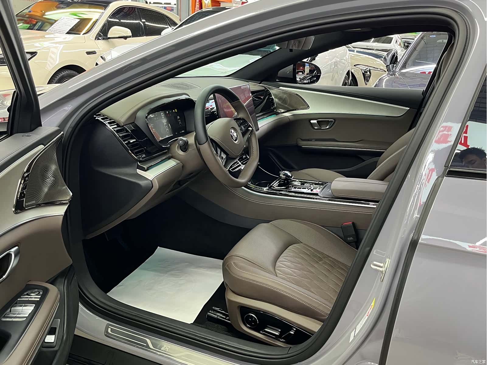 BYD Han, 2025 7