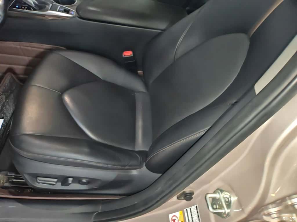 Toyota Camry, 2018 15