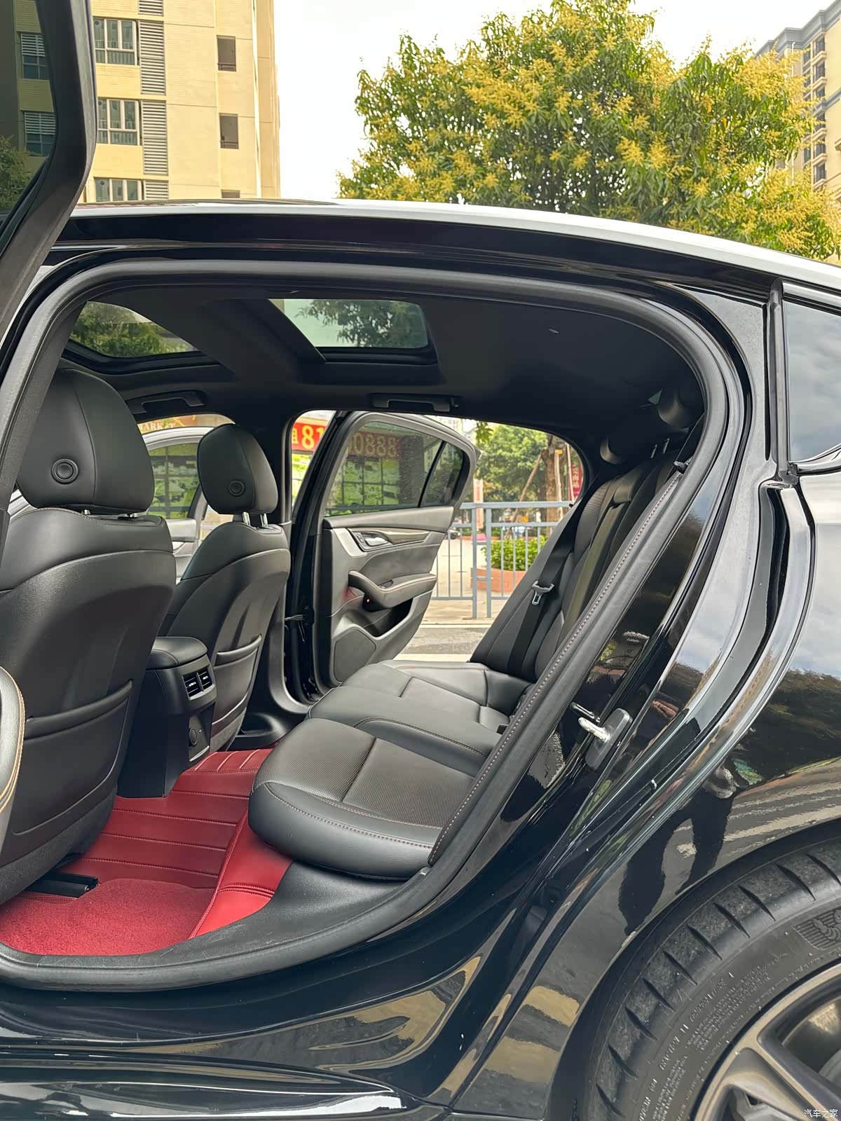 Cadillac CT5, 2023 35