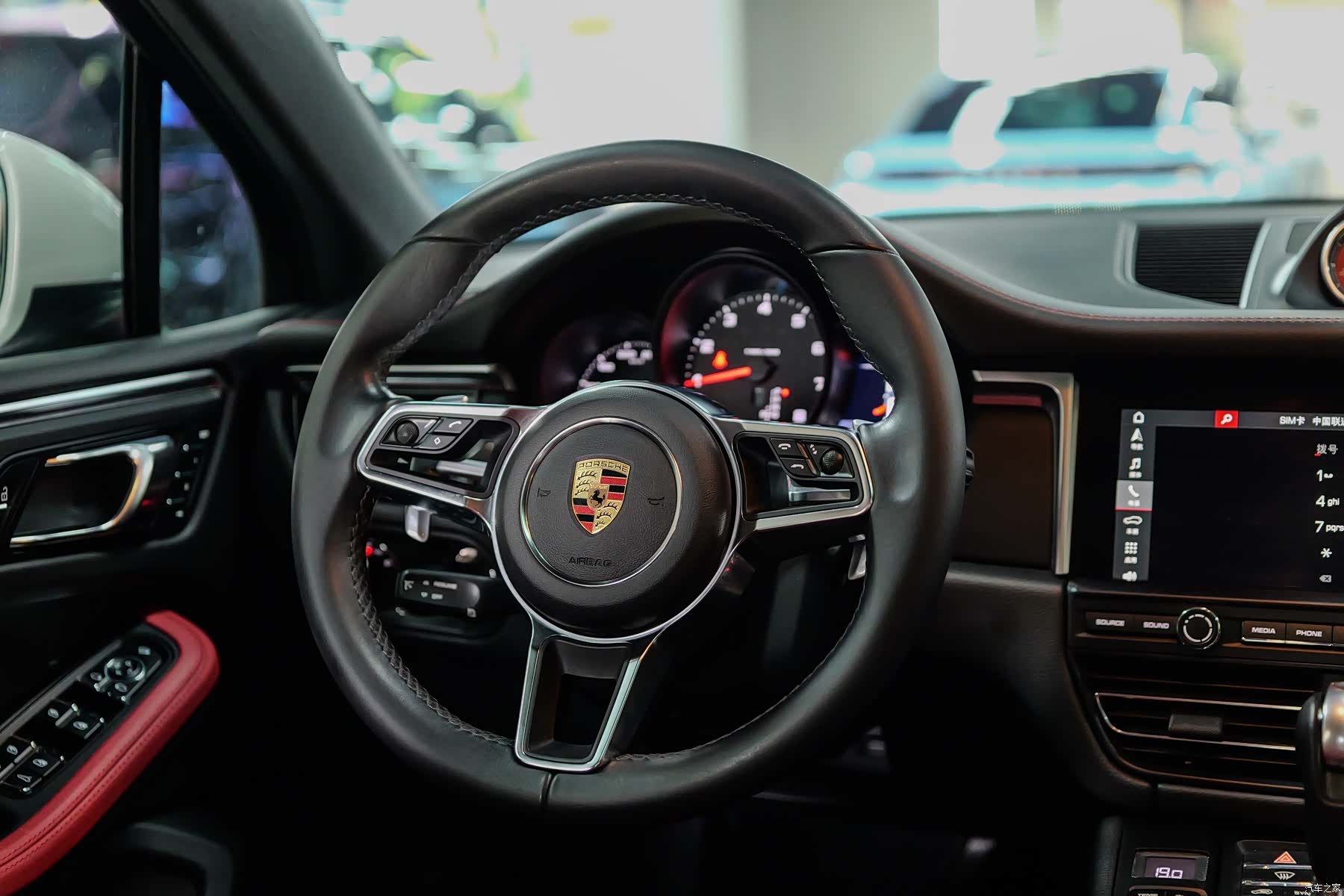 Porsche Macan, 2019 8