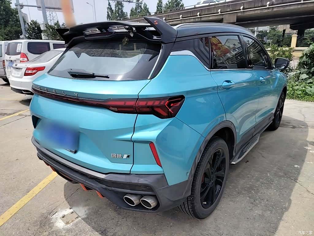 Geely Coolray, 2022 7