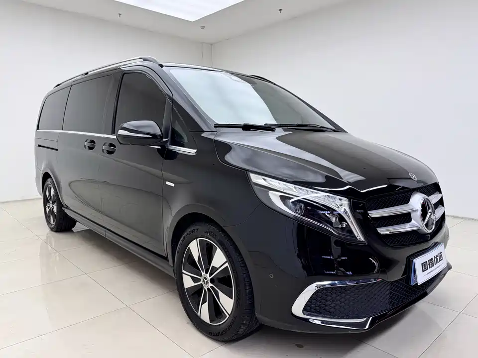 Mercedes-Benz V-class