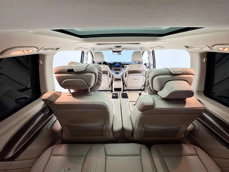 Mercedes-Benz V-class