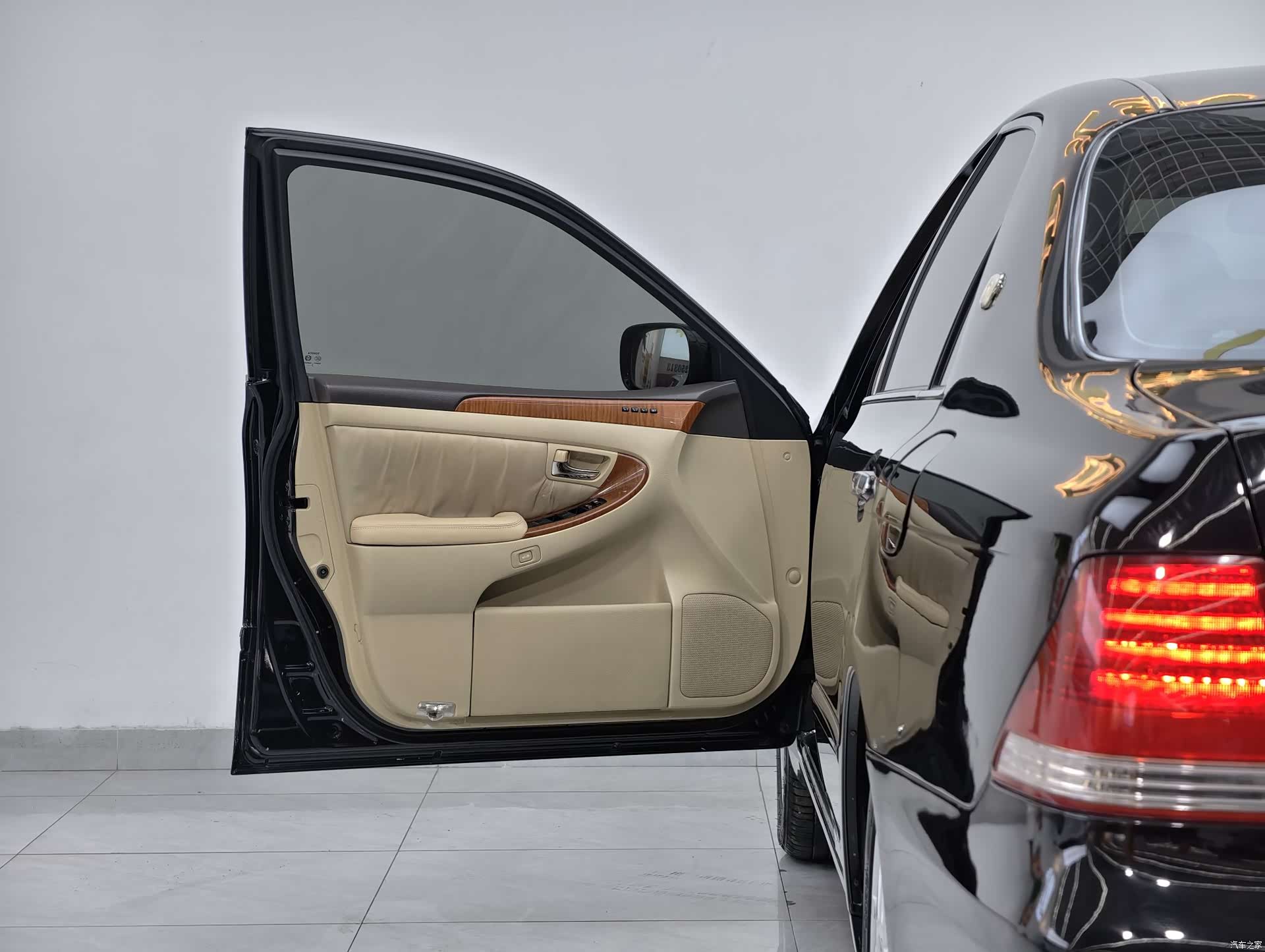 Toyota Crown, 2007 11