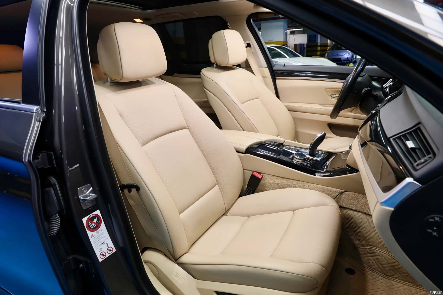 BMW 5 Series, 2012 10