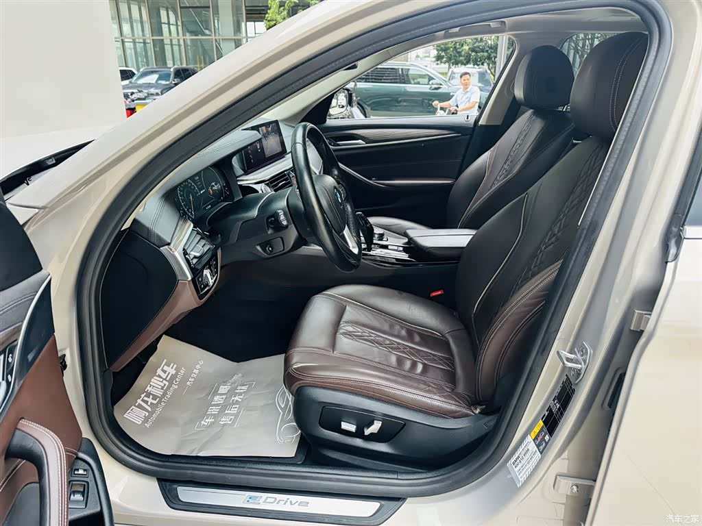 BMW 5 Series, 2018 11