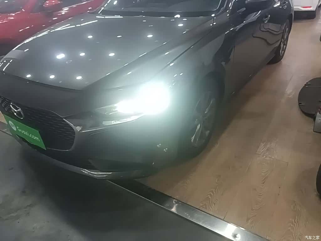Mazda Mazda3, 2020 24