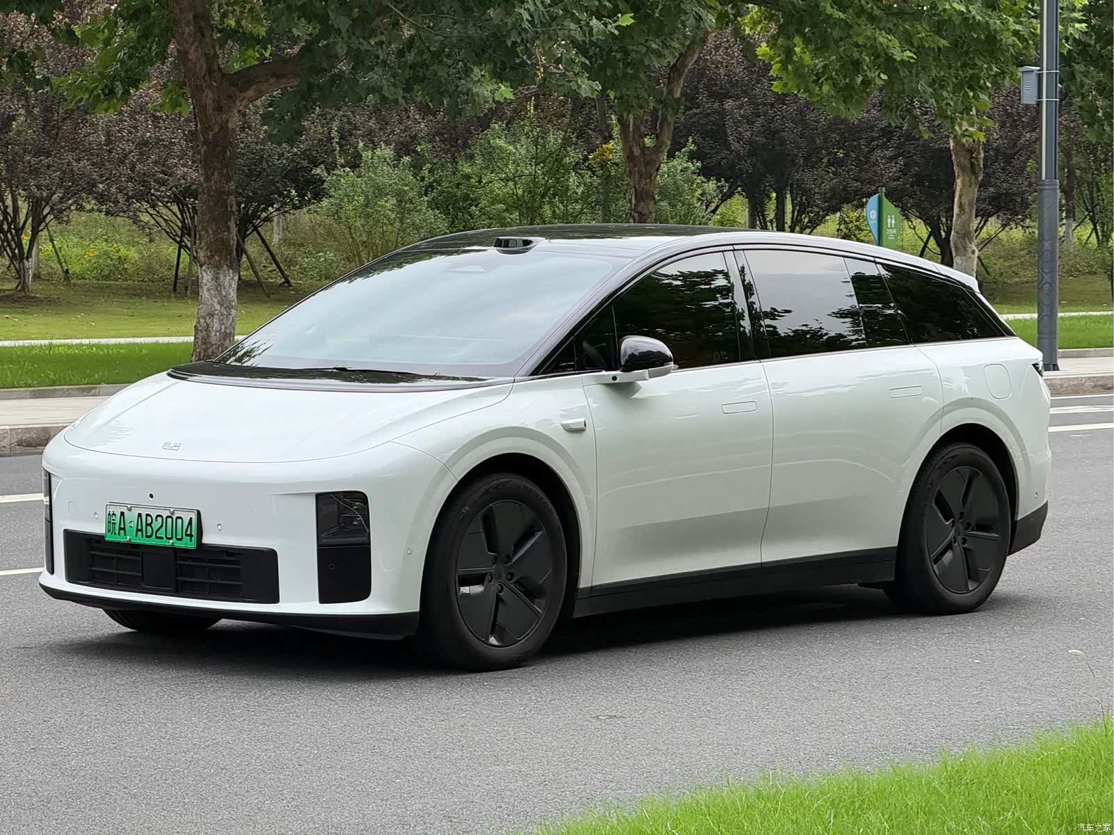 Li Auto i6, 2026 1