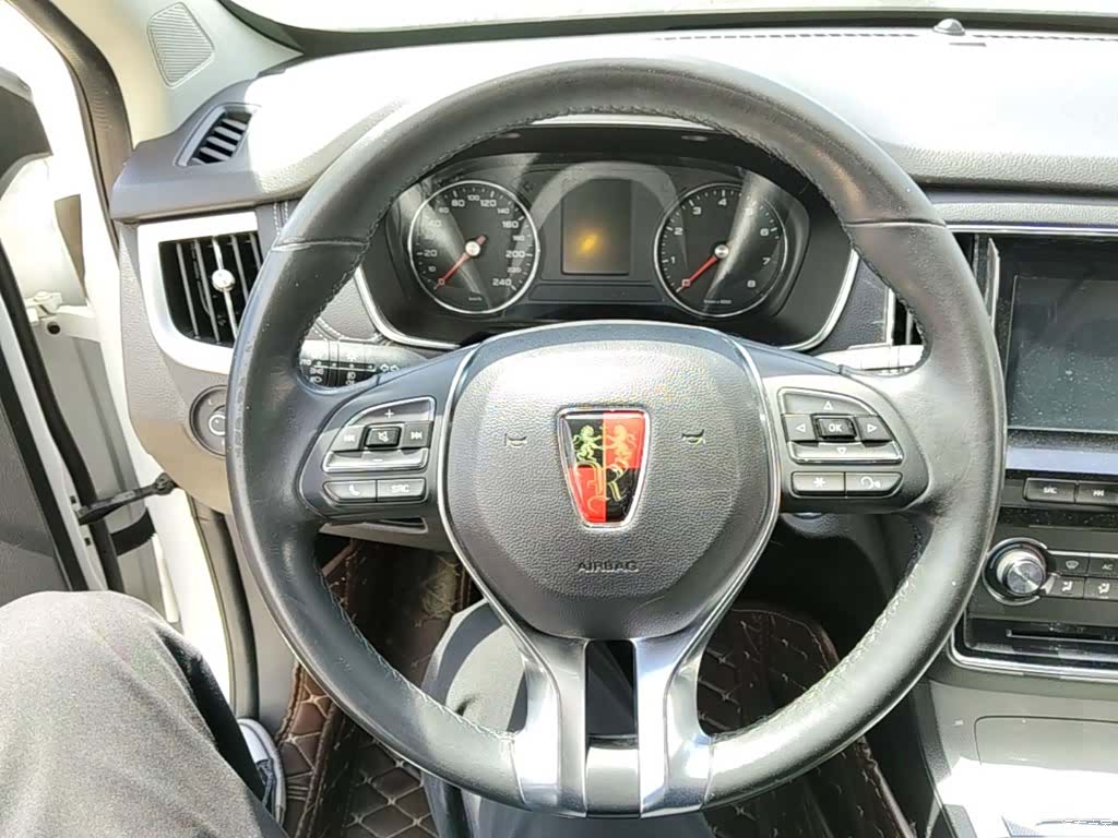 Roewe RX5, 2018 7