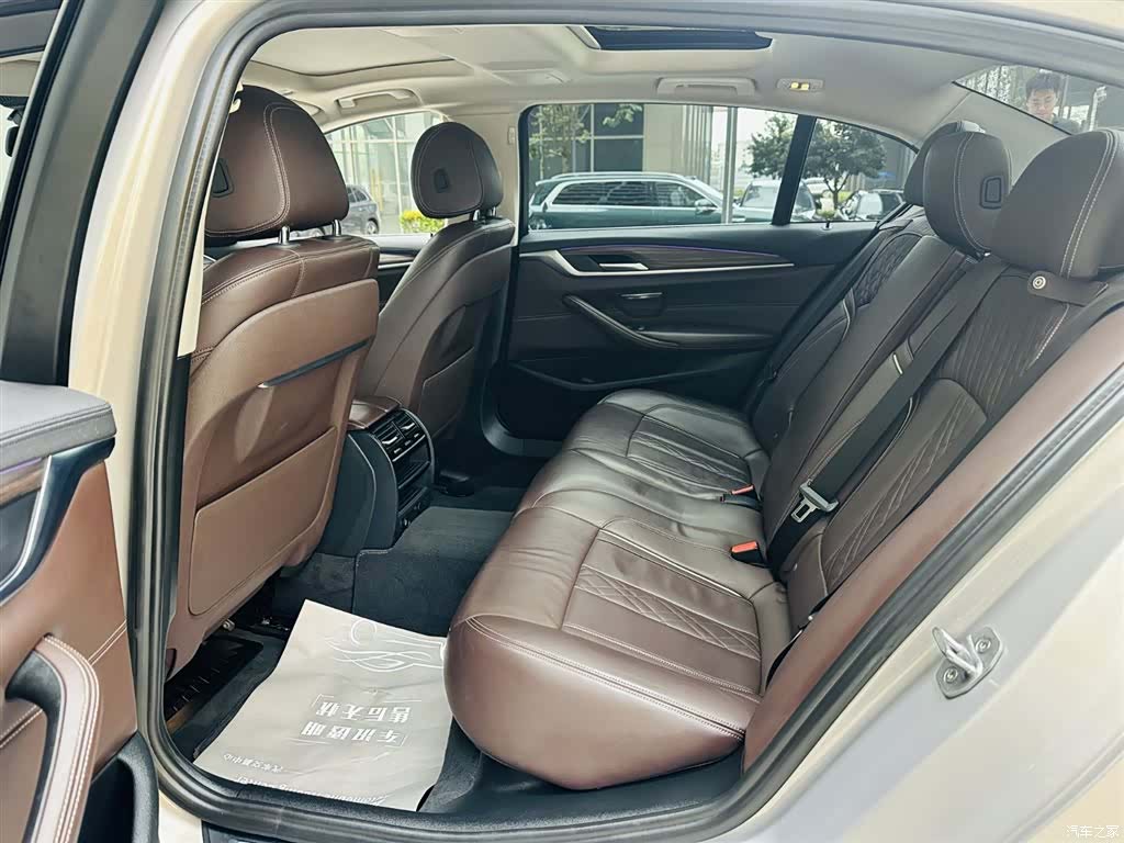 BMW 5 Series, 2018 12