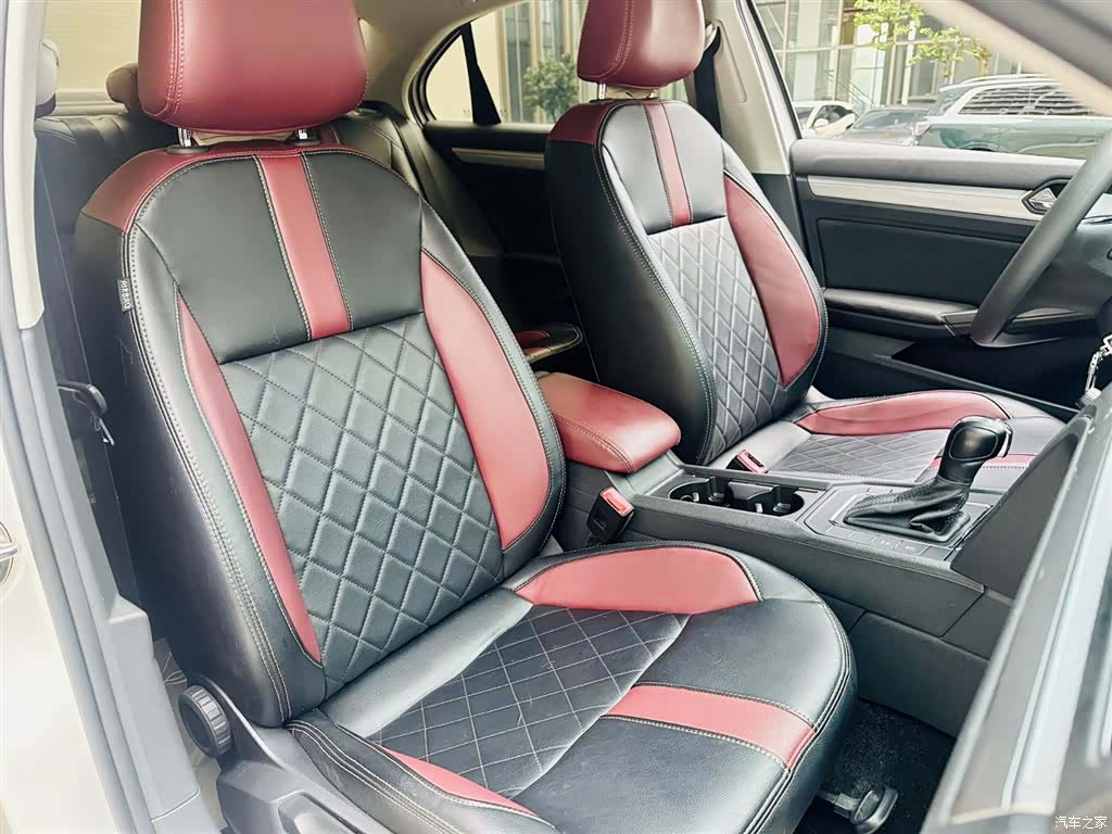 Volkswagen Lamando, 2020 7