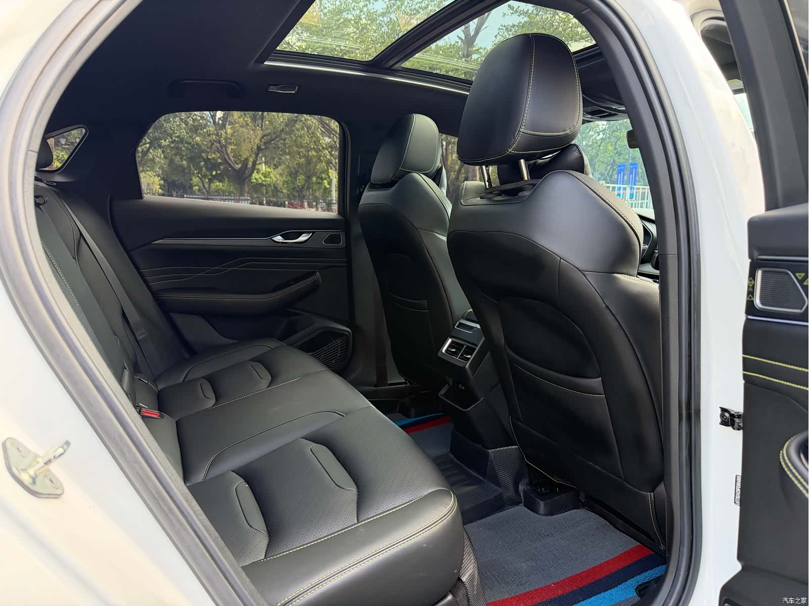 Geely Preface, 2023 17