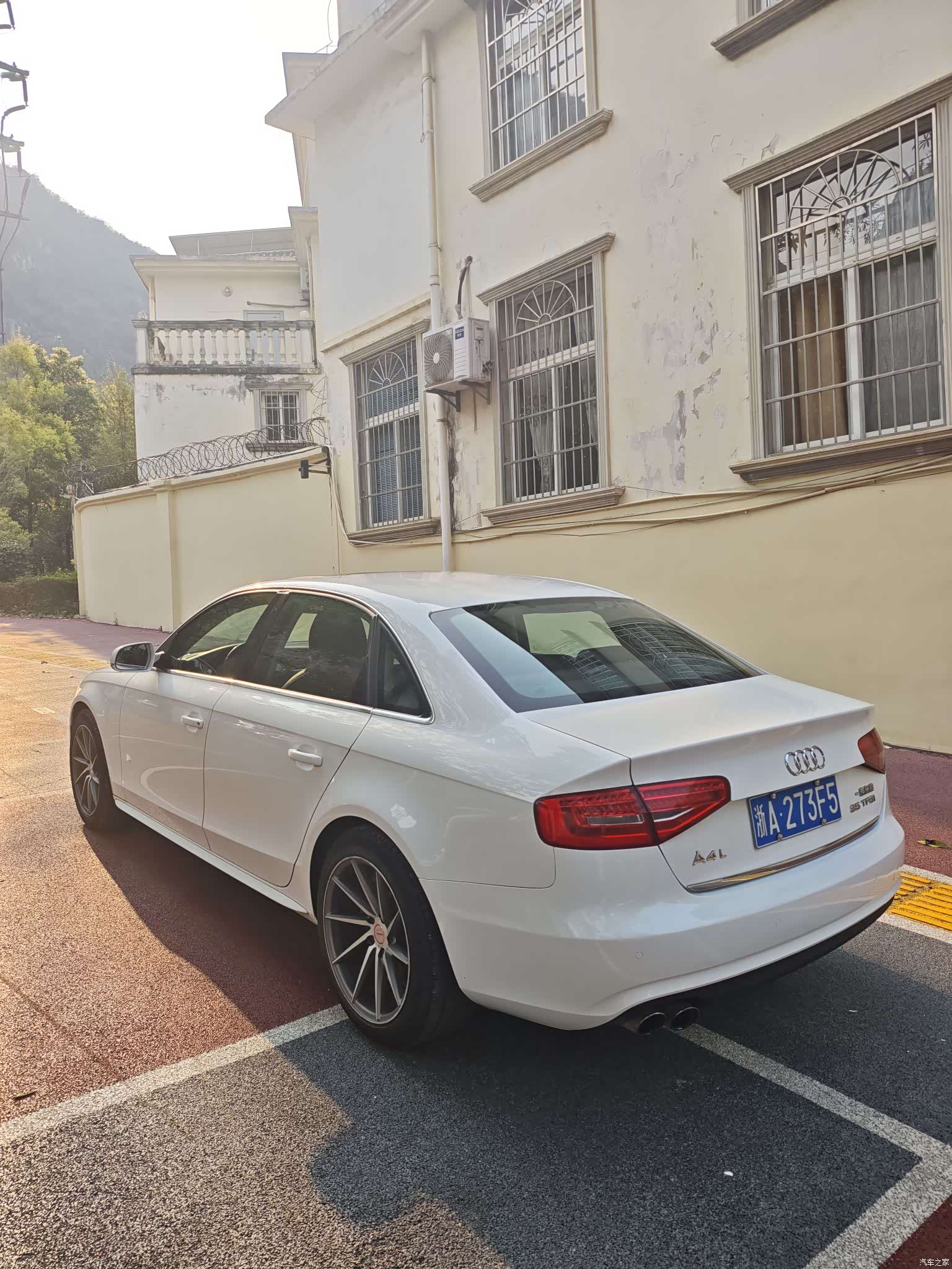 Audi A4L, 2015 6