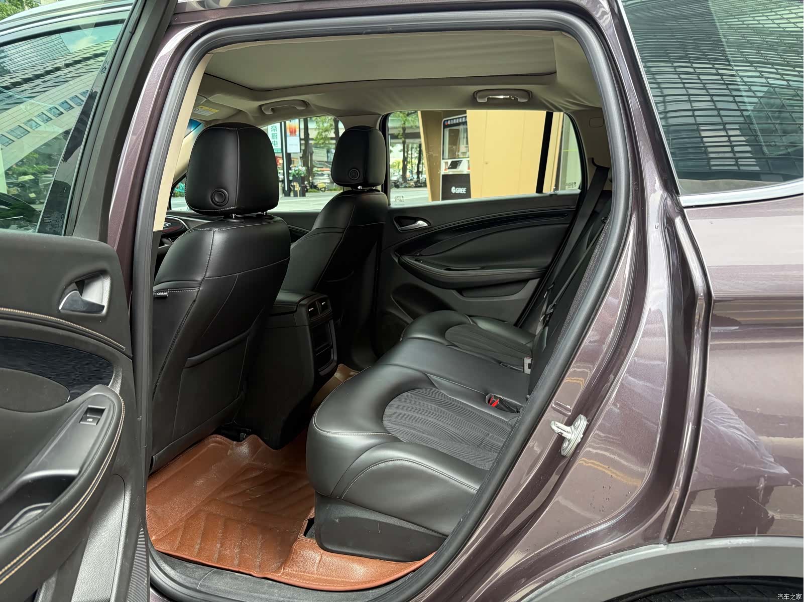 Buick Envision Plus, 2015 9
