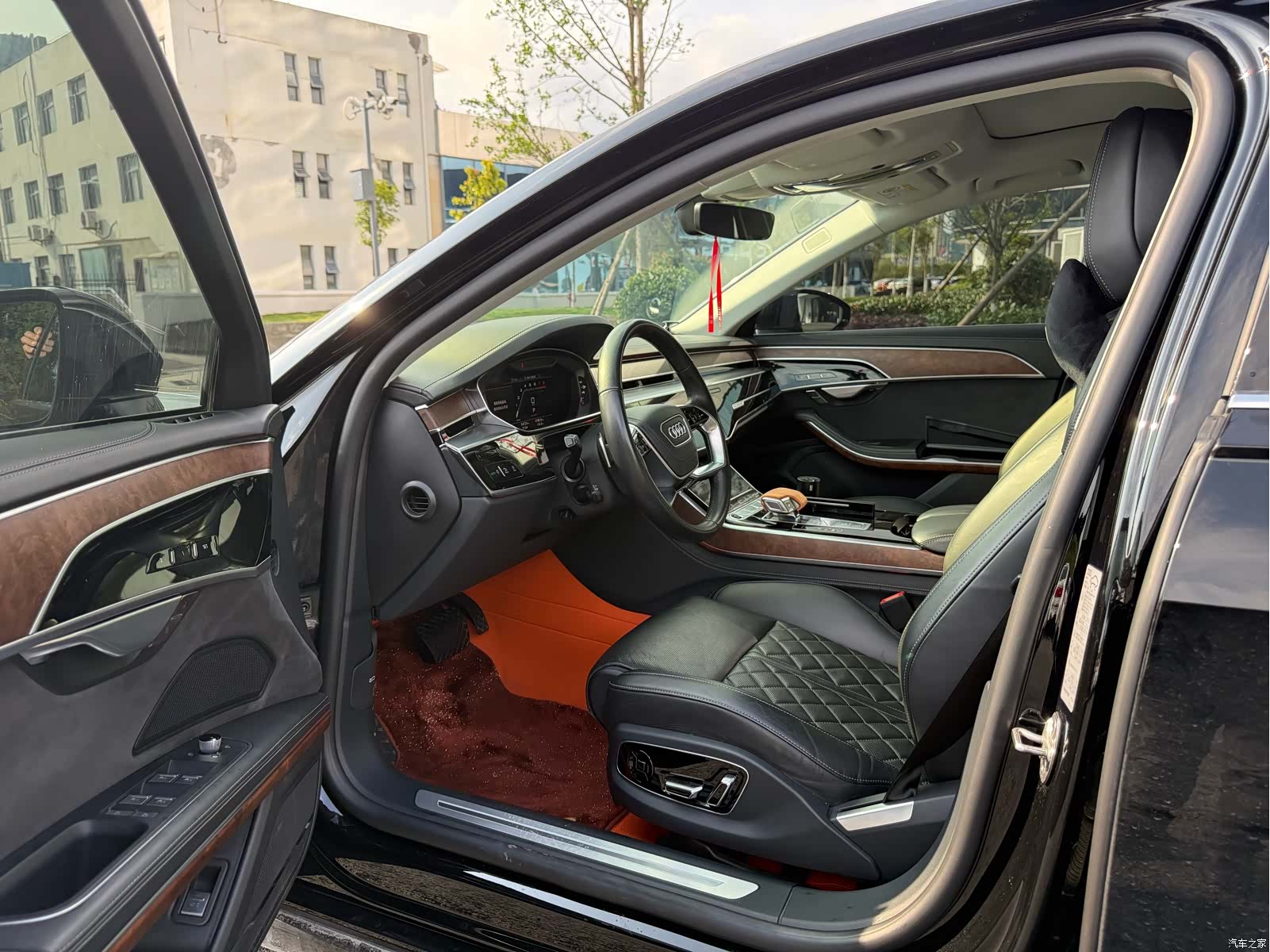 Audi A8L, 2022 11