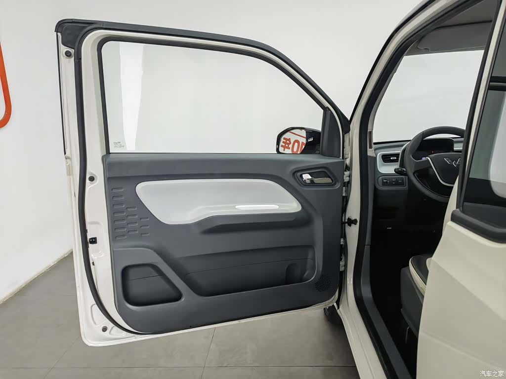 Wuling MINIEV, 2022 8