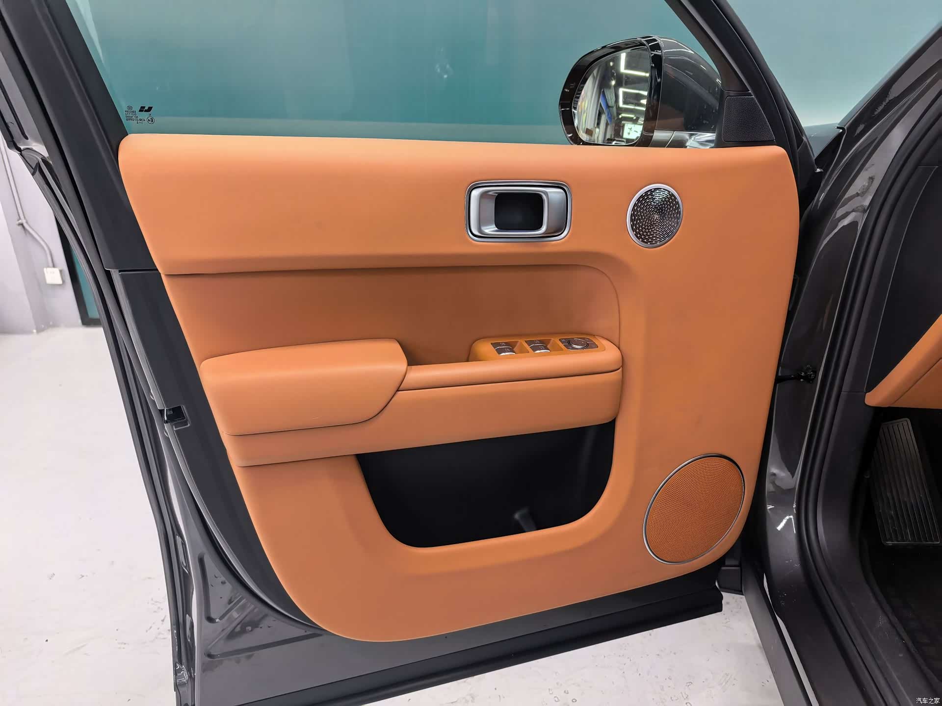 Li Auto L8, 2025 13
