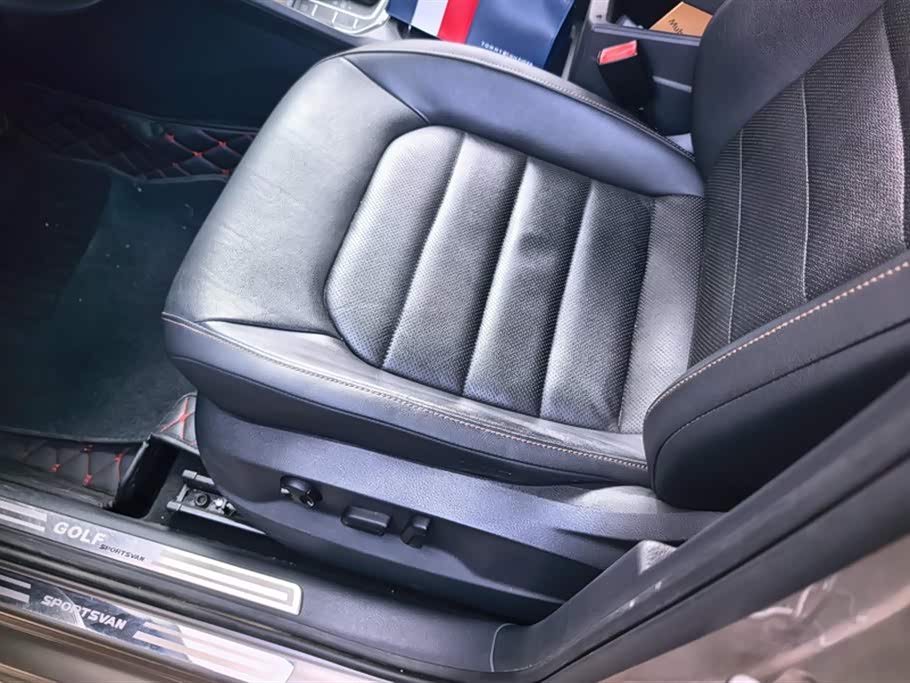 Volkswagen Golf*Jiayu